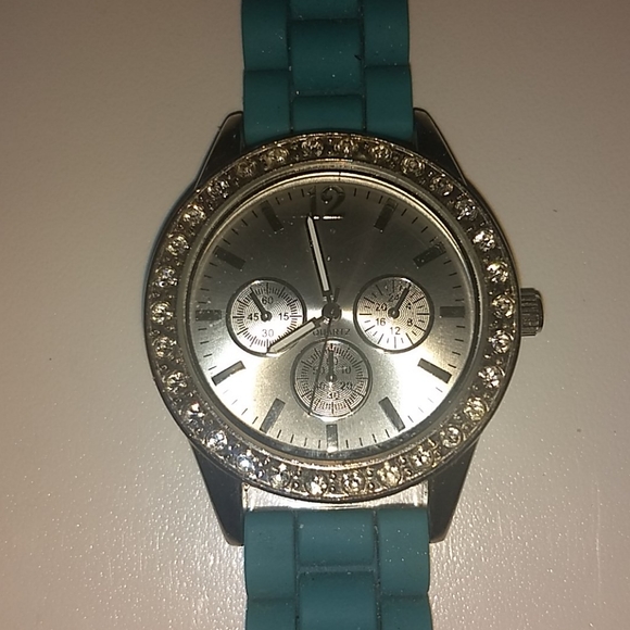 Watch - Picture 2 of 7